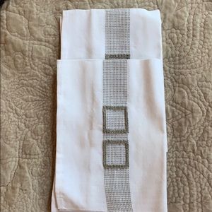 Italian linen napkins (2)